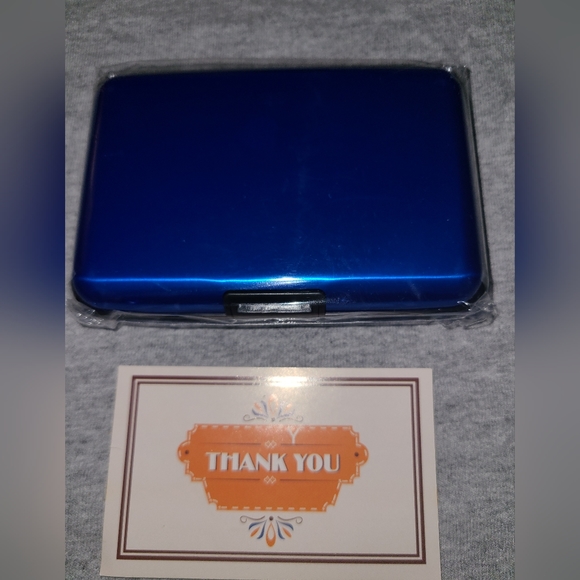 New Shell-D Blue Card Protecter Case - Picture 4 of 4